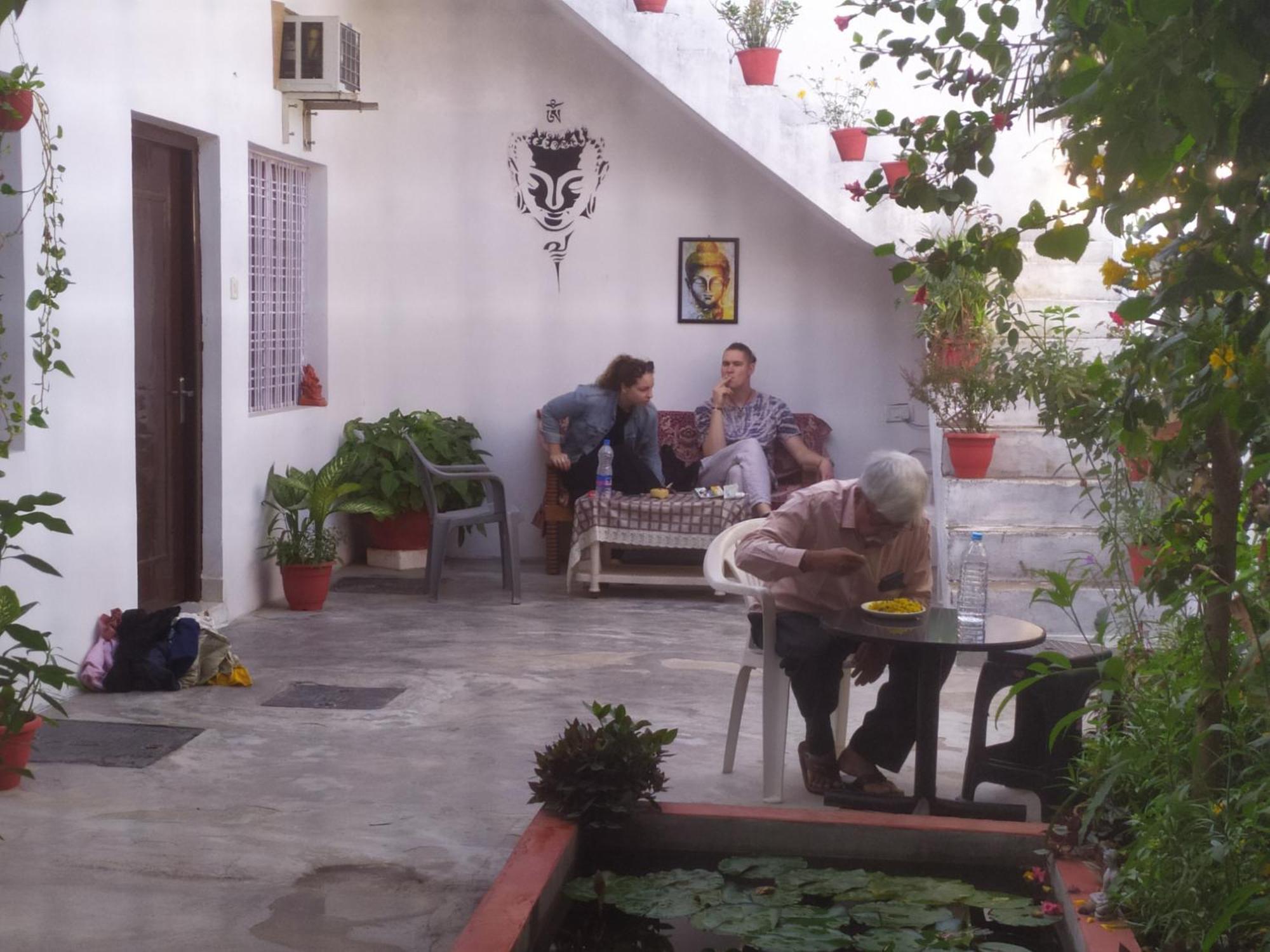 The Highvill Home Stay Khajurāho Exteriör bild