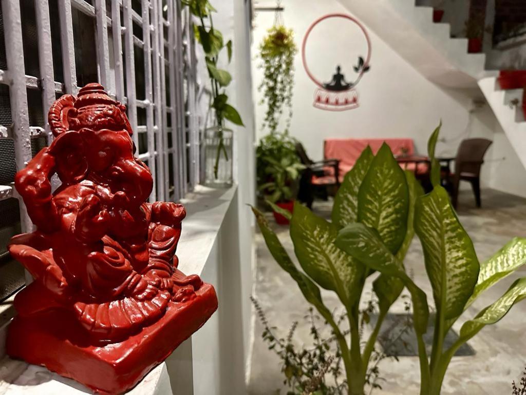 The Highvill Home Stay Khajurāho Exteriör bild