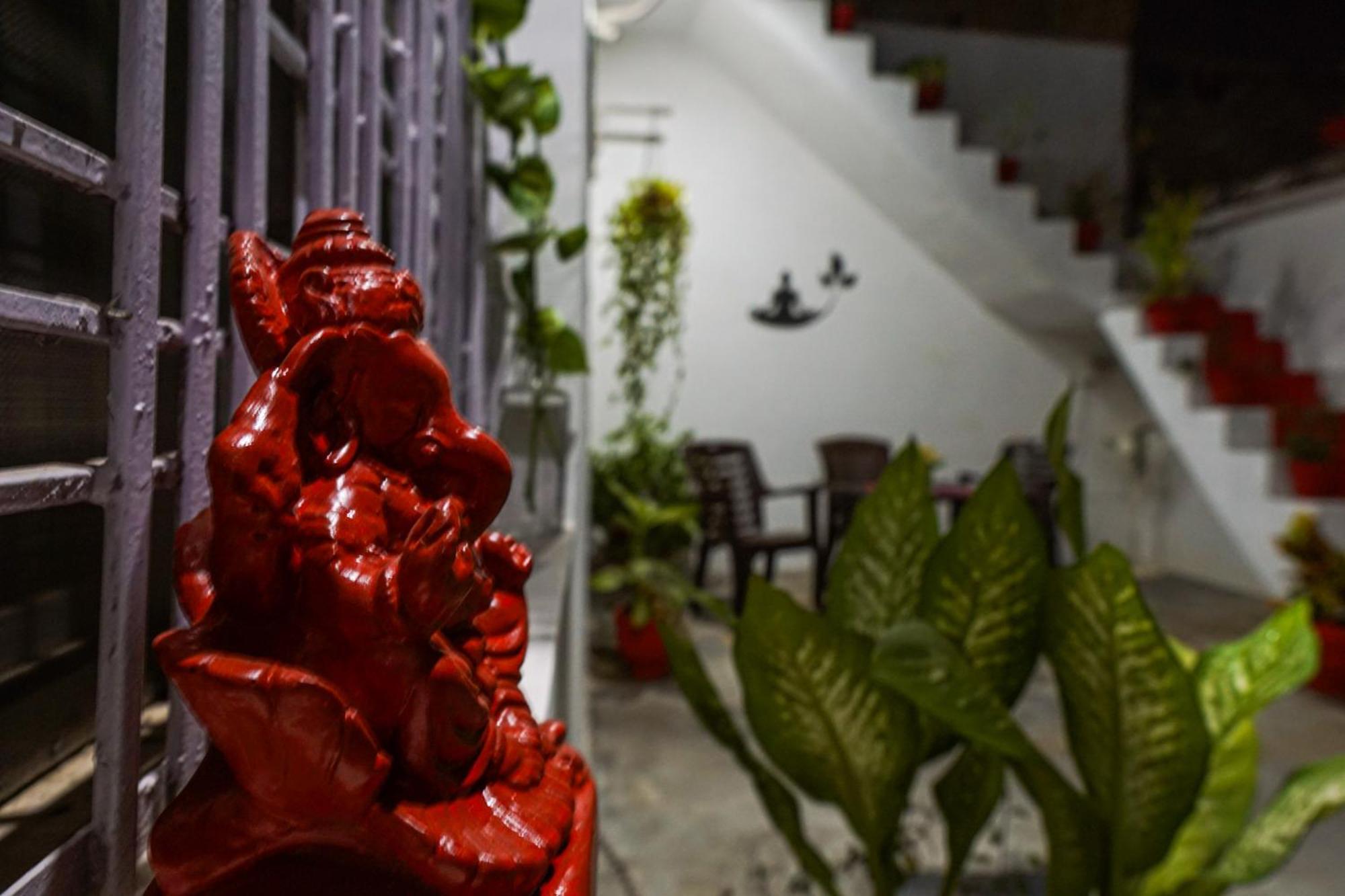 The Highvill Home Stay Khajurāho Exteriör bild