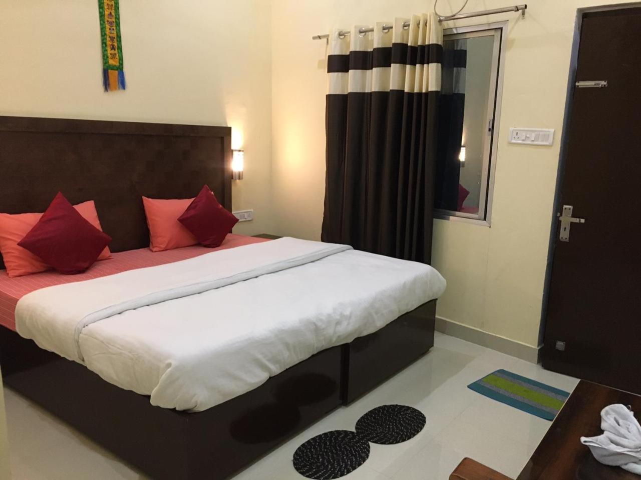 The Highvill Home Stay Khajurāho Rum bild