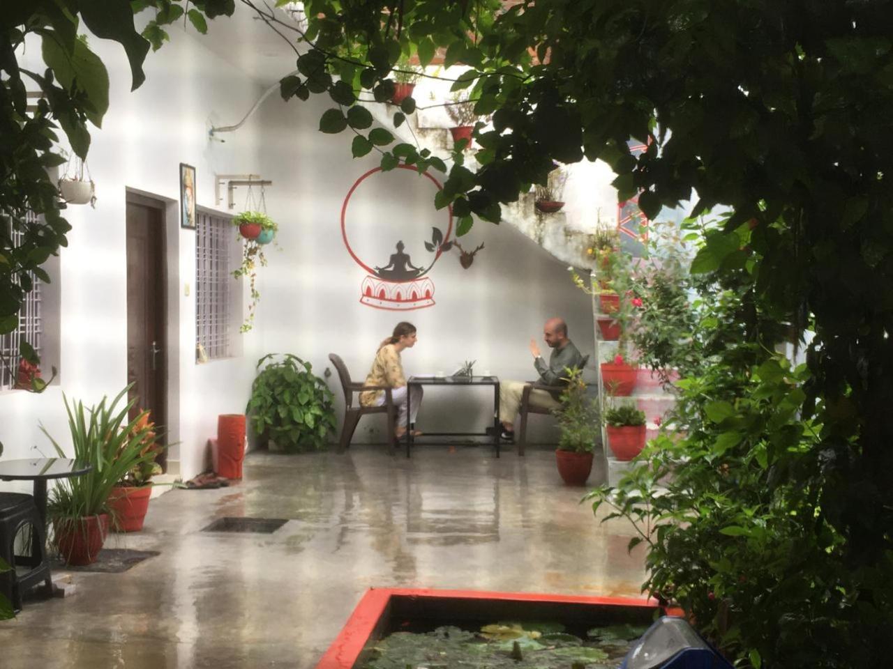 The Highvill Home Stay Khajurāho Exteriör bild