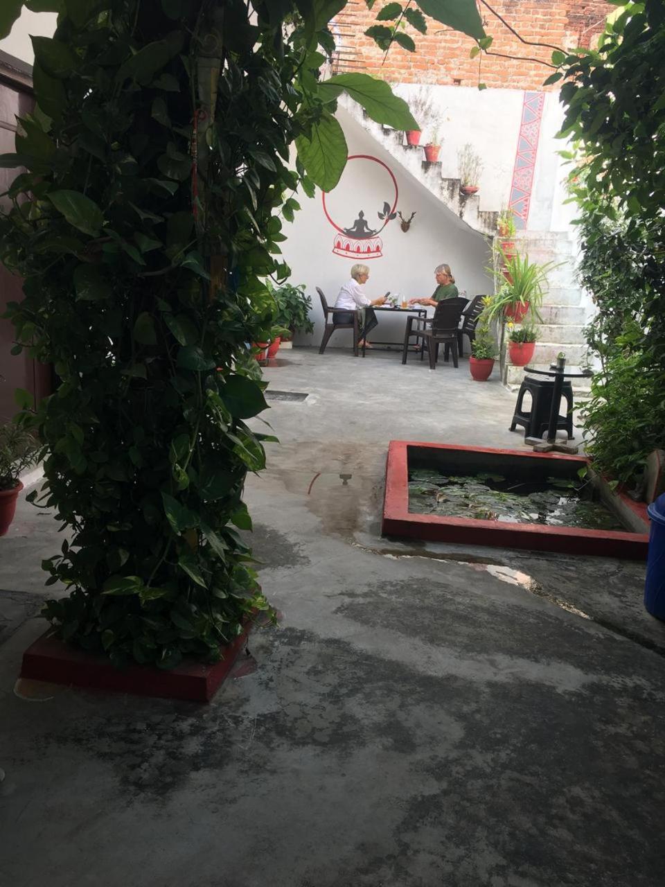 The Highvill Home Stay Khajurāho Exteriör bild